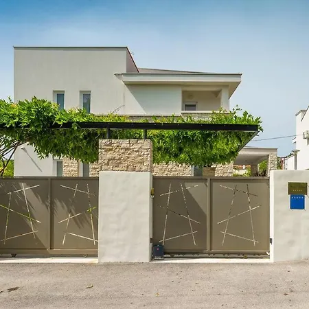 White By Istrialux Villa Rovinjsko Selo